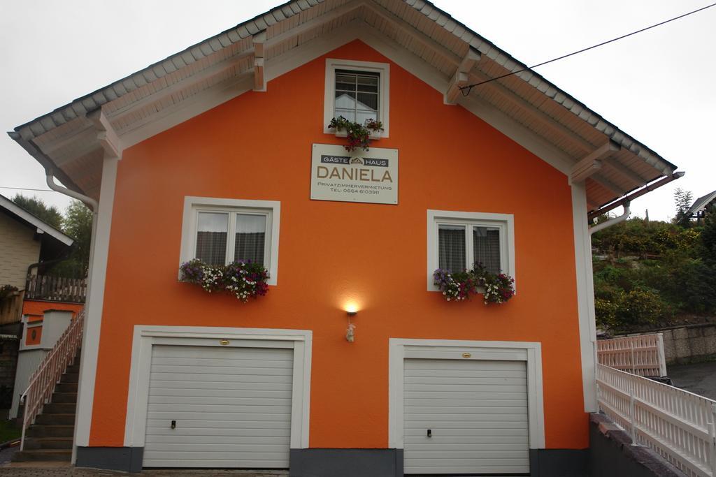Gaestehaus Daniela Schwanenstadt Esterno foto